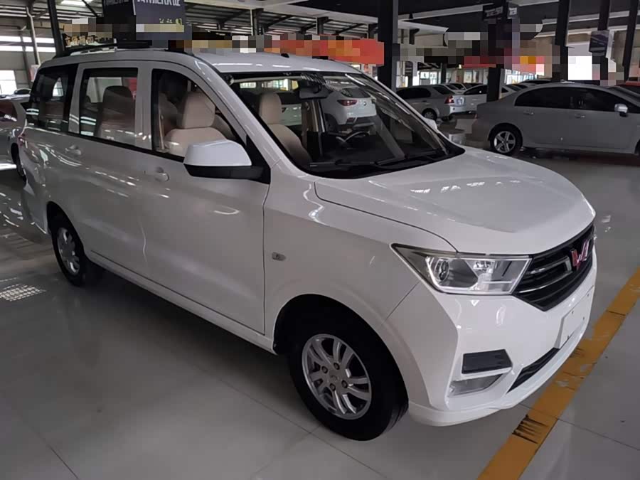 Wuling Hongguang 2019