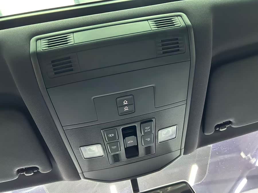 Volkswagen T-Roc 2022 — фото 16