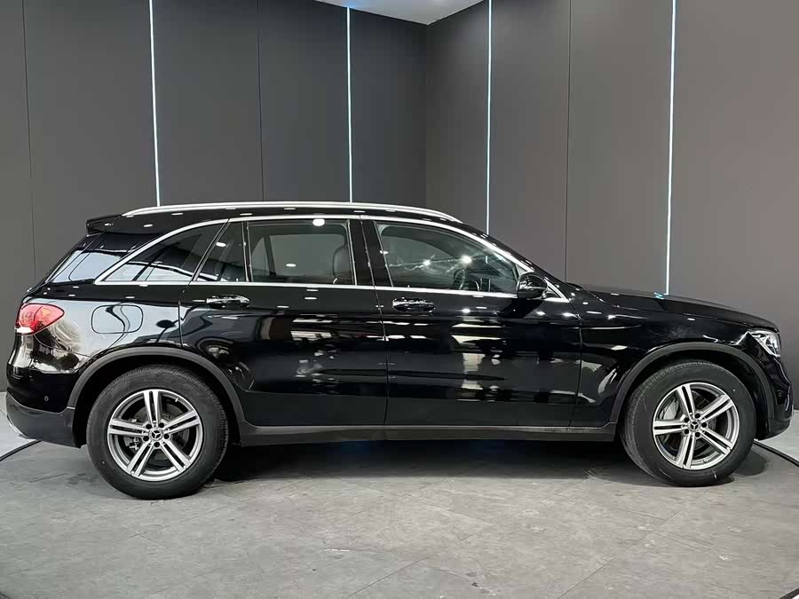 Mercedes-Benz GLC 2021