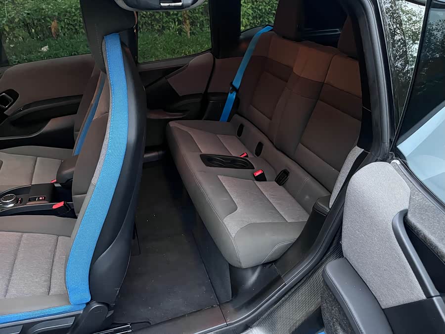 BMW i3 2019 — фото 9