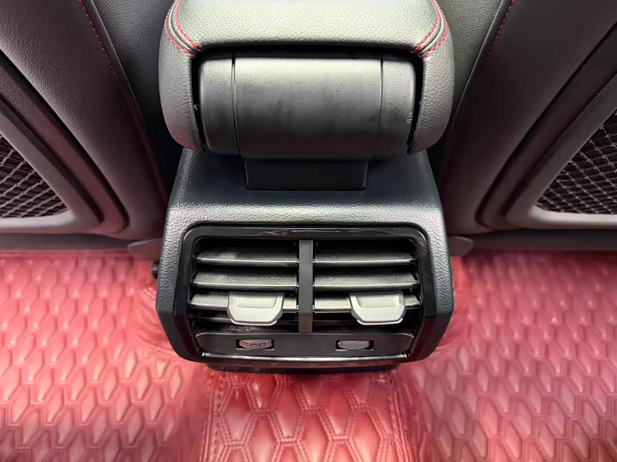 Audi Q3 Sportback 2022 — фото 14