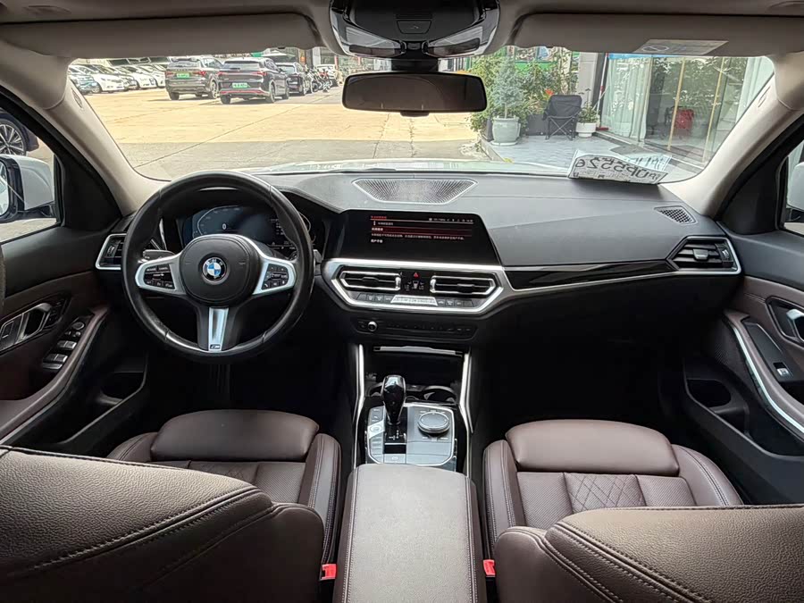 BMW 3 Series 2022 — фото 14