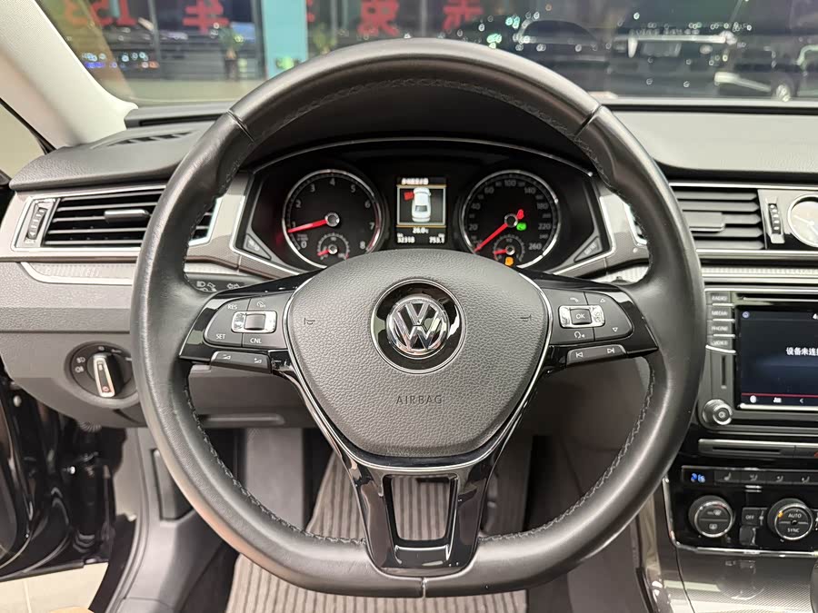 Volkswagen Passat 2017
