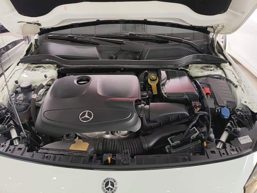 Mercedes-Benz GLA 2018 — фото 20