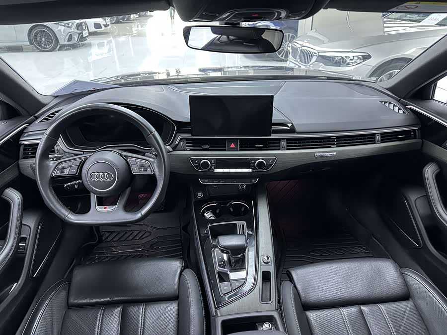 Audi A4L 2023