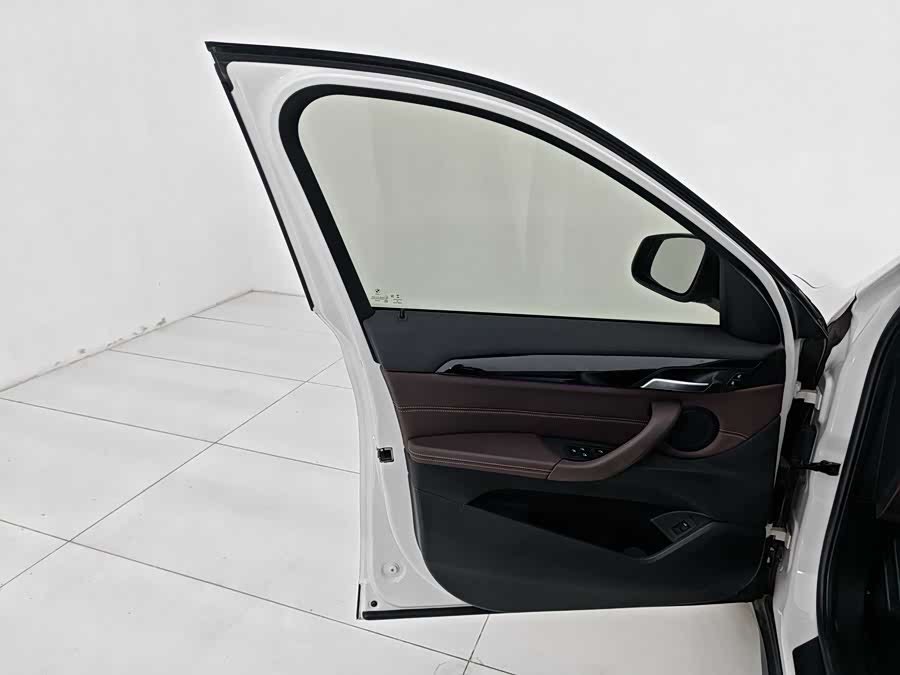 BMW X1 2020 — фото 11