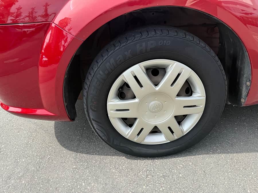 Buick Excelle 2011