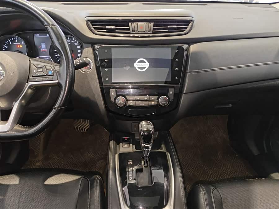 Nissan X-Trail 2020 — фото 13