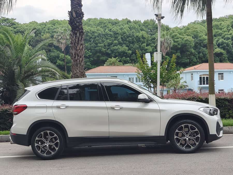 BMW X1 2022 — фото 16