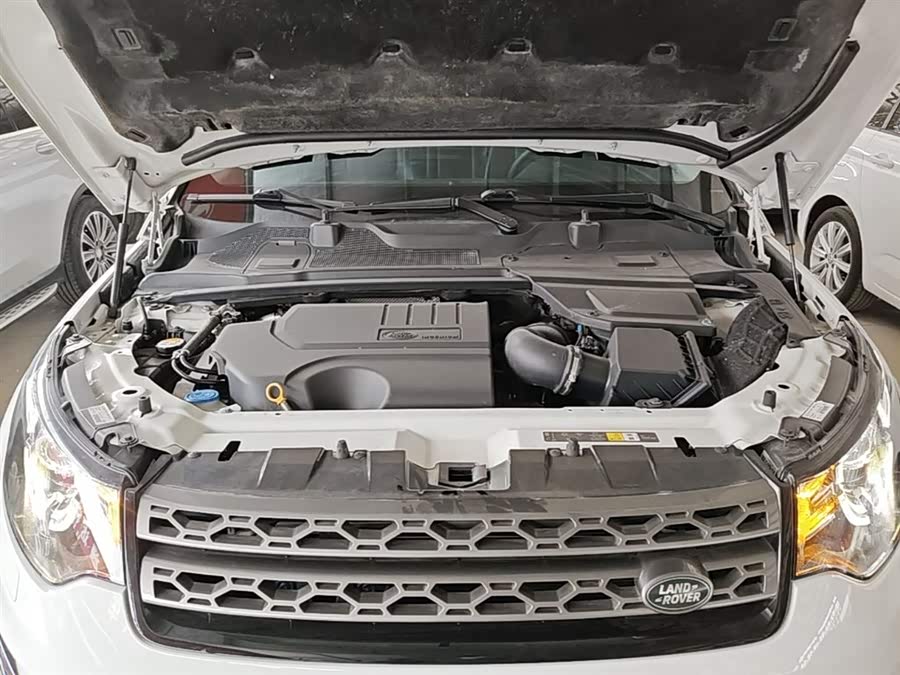 Land Rover Discovery Sport 2018 — фото 20