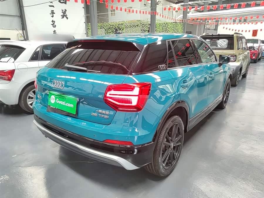 Audi Q2L 2018