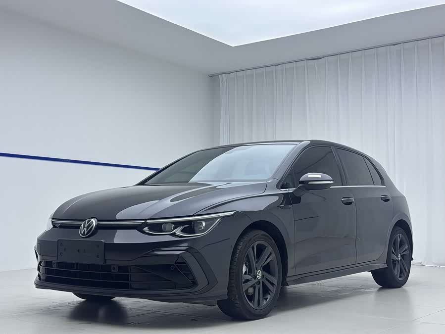Volkswagen Golf 2021