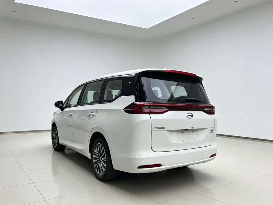 GAC Trumpchi M6 2019 — фото 8