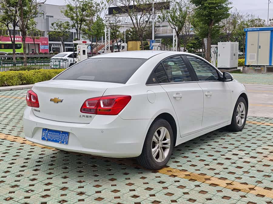Chevrolet Cruze 2015