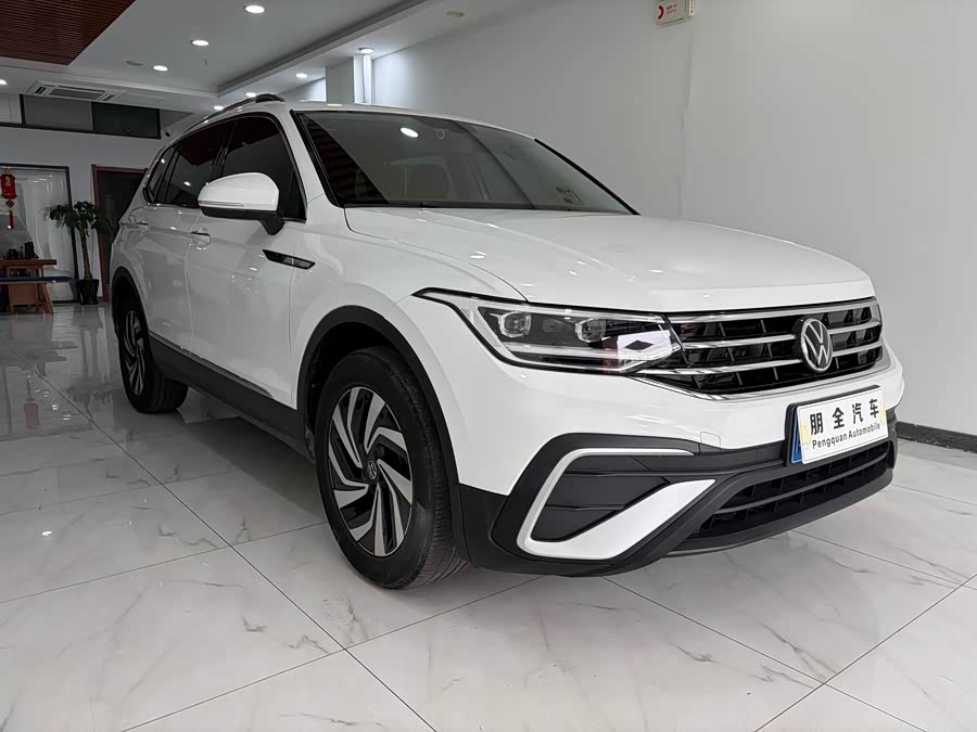 Volkswagen Tiguan L 2023