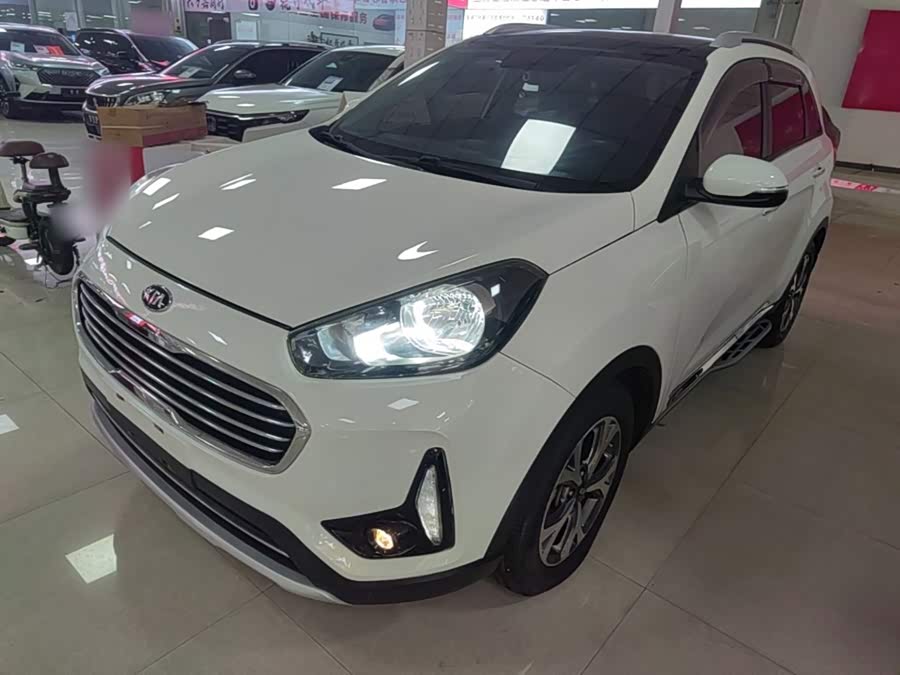 Kia KX3 Proud Running 2017