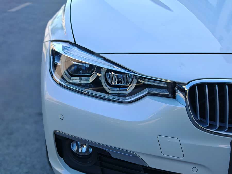BMW 3 Series 2018