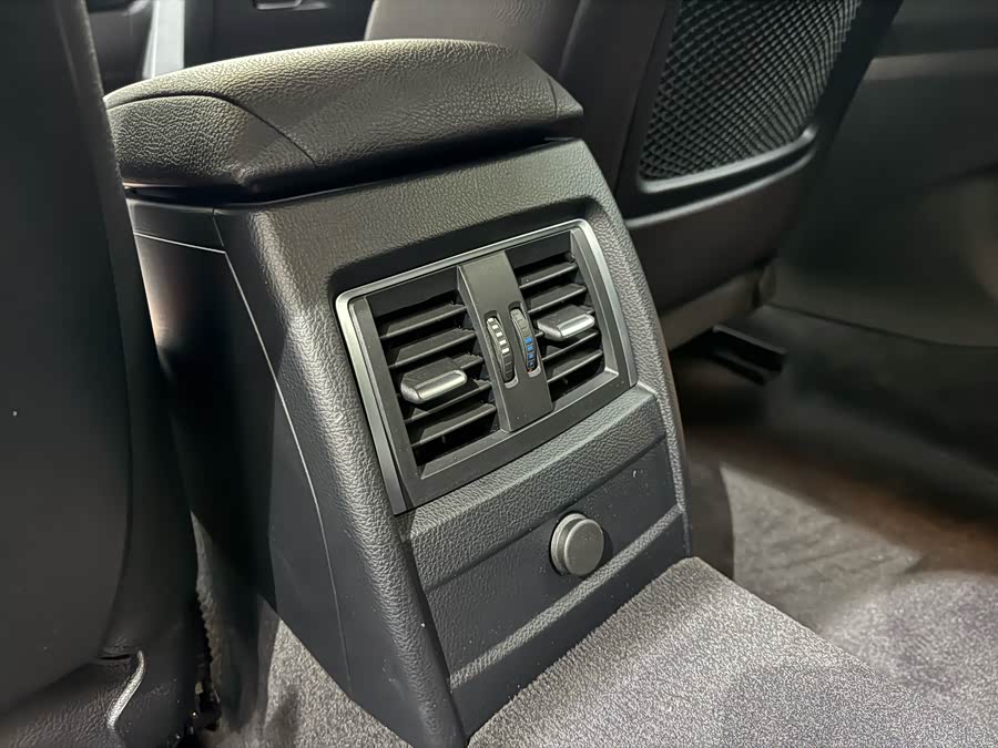 BMW 3 Series GT 2019 — фото 19