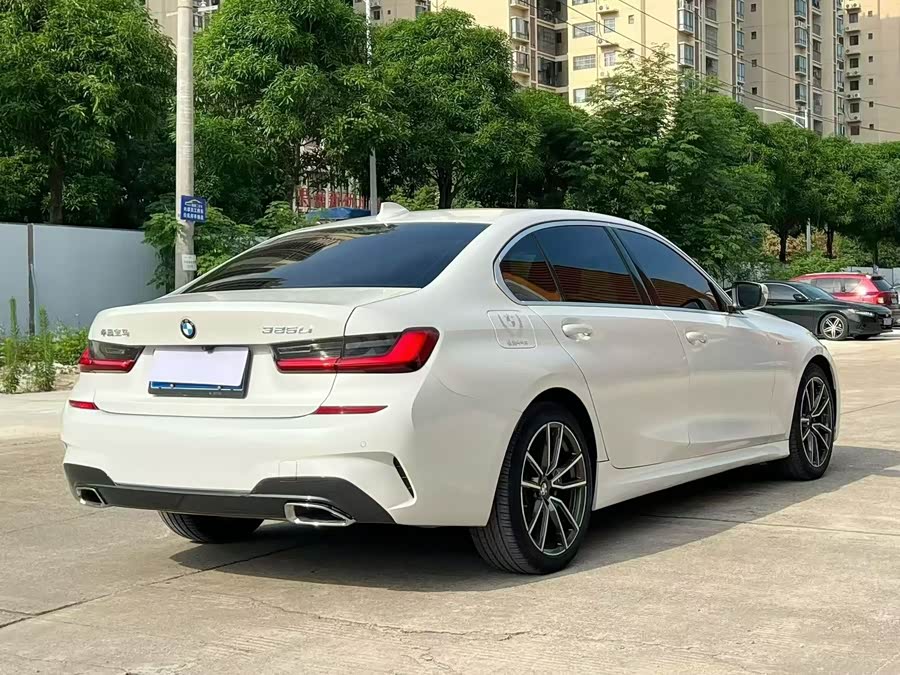 BMW 3 Series 2021