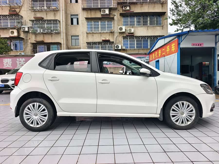 Volkswagen Polo 2016