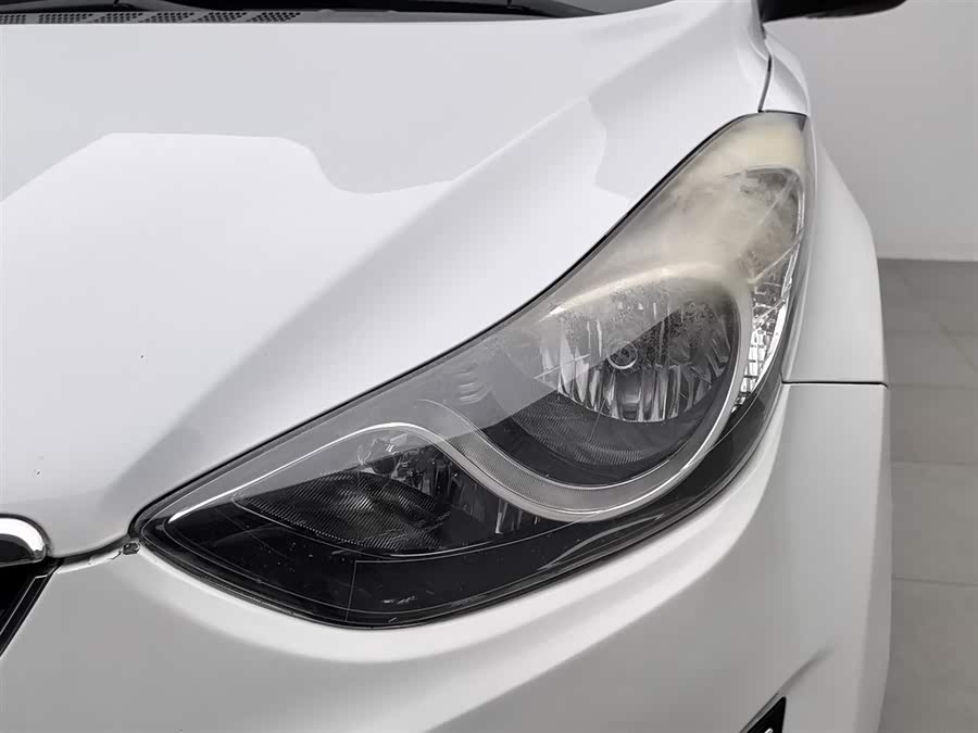 Hyundai Elantra 2015