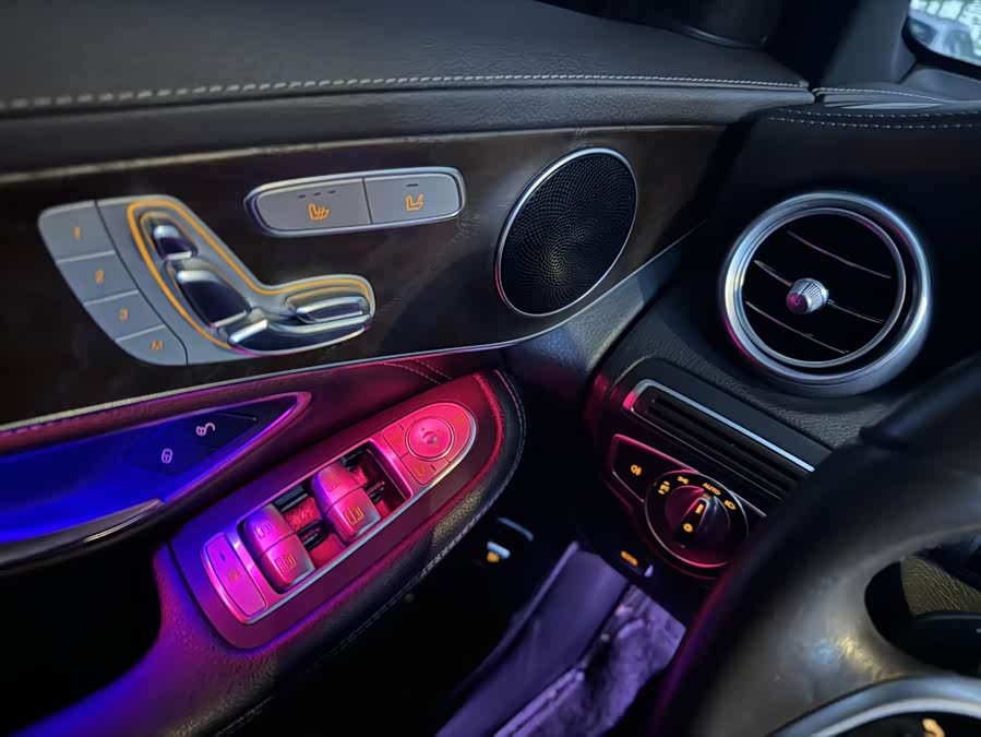 Mercedes-Benz GLC 2020 — фото 13