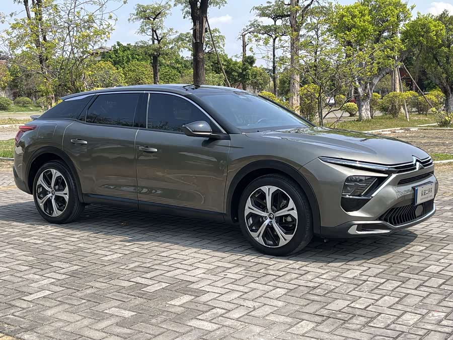 Citroën Versailles C5 X 2022