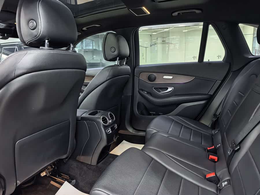 Mercedes-Benz GLC 2021