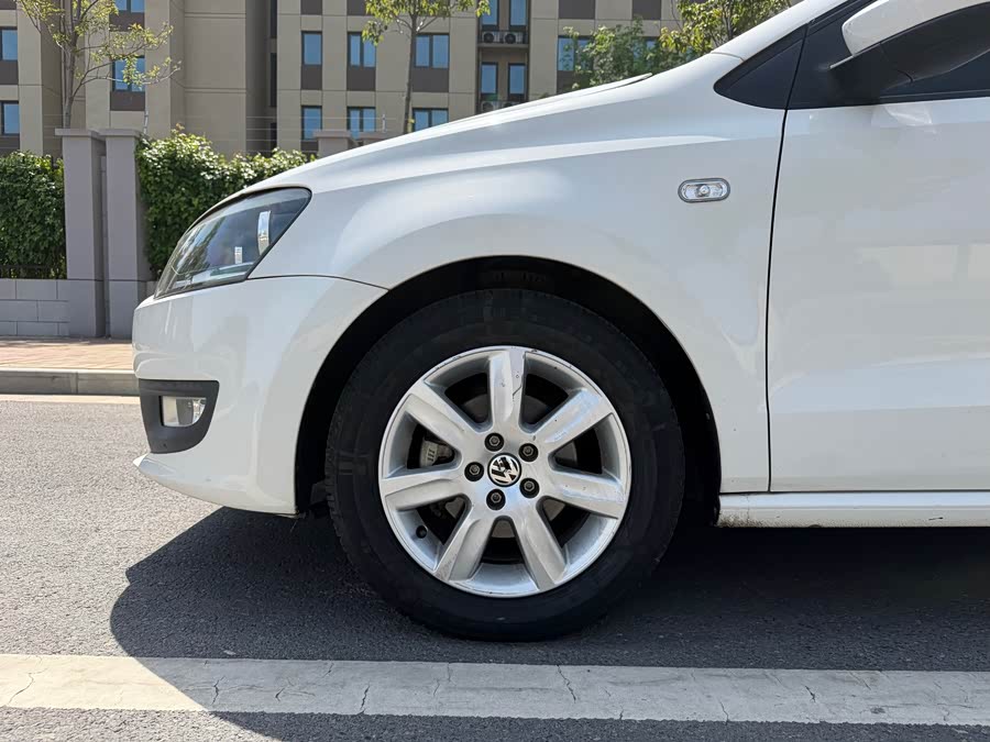 Volkswagen Polo 2013