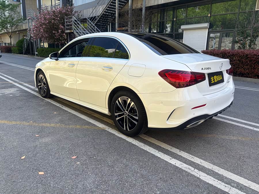 Mercedes-Benz A-Class 2023 — фото 21
