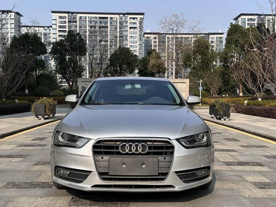 Audi A4L 2013
