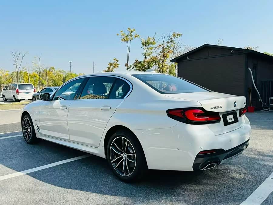 BMW 5 Series 2022
