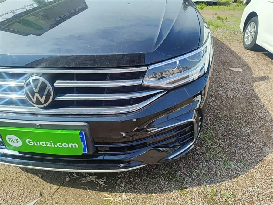Volkswagen Tiguan L 2023 — фото 24