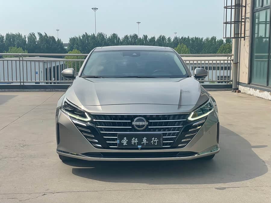 Nissan Teana 2022
