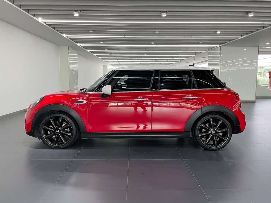 MINI MINI 2019