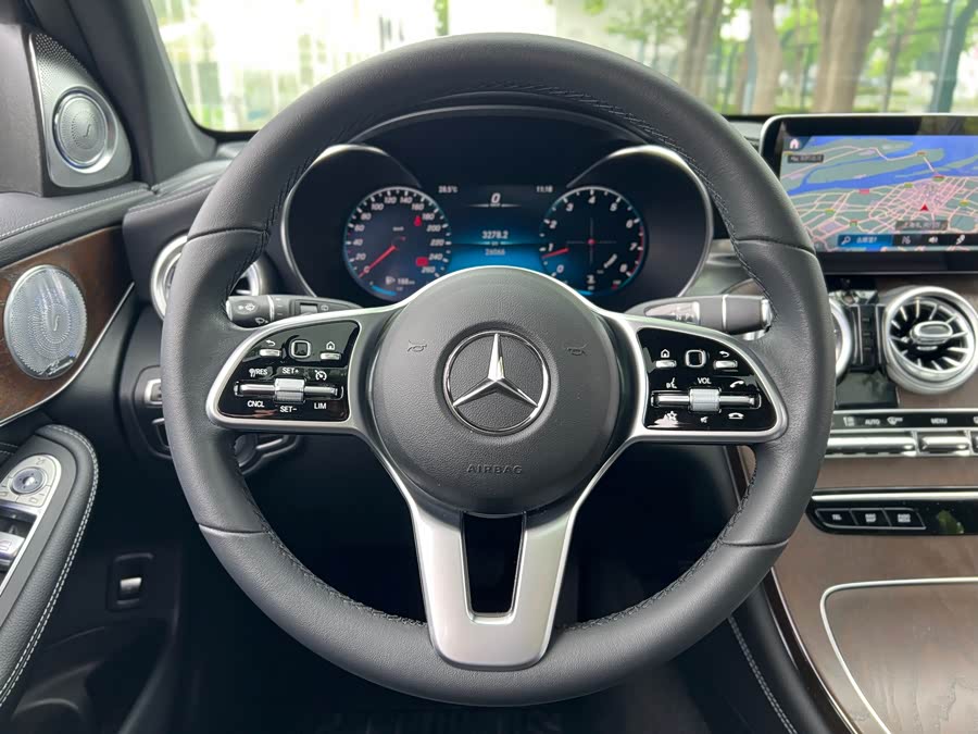 Mercedes-Benz GLC 2020 — фото 16