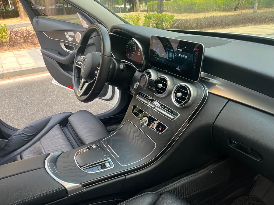 Mercedes-Benz C-Class 2019 — фото 12