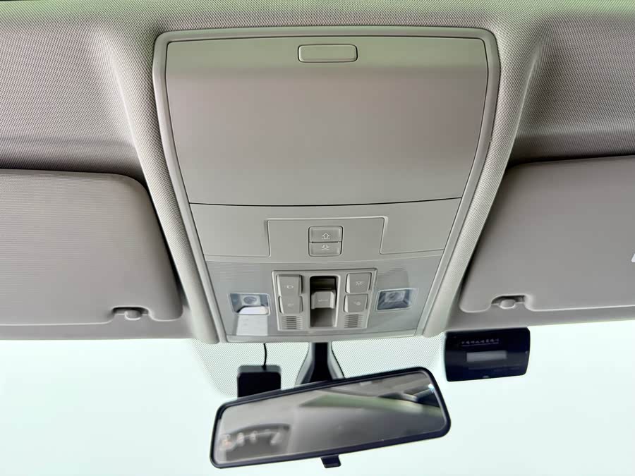 Volkswagen Tiguan L 2023 — фото 14