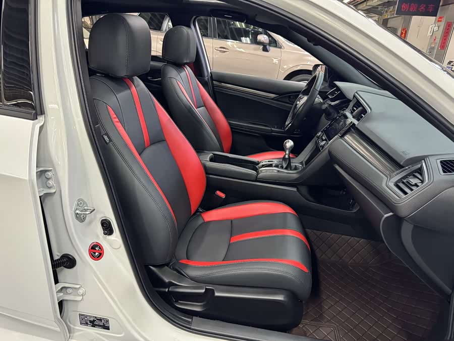 Honda Civic 2021 — фото 16