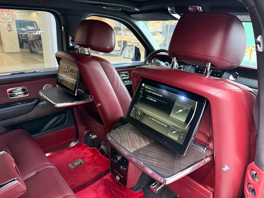 Rolls-Royce Cullinan 2018