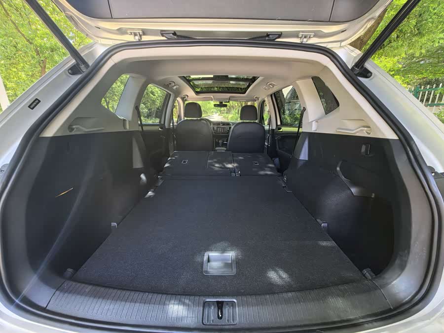 Volkswagen Tiguan L 2017 — фото 29