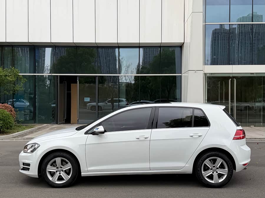 Volkswagen Golf 2016