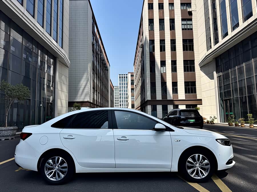 Buick Excelle 2019