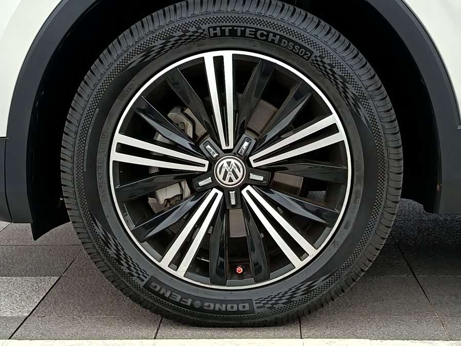 Volkswagen Tiguan L 2019 — фото 24