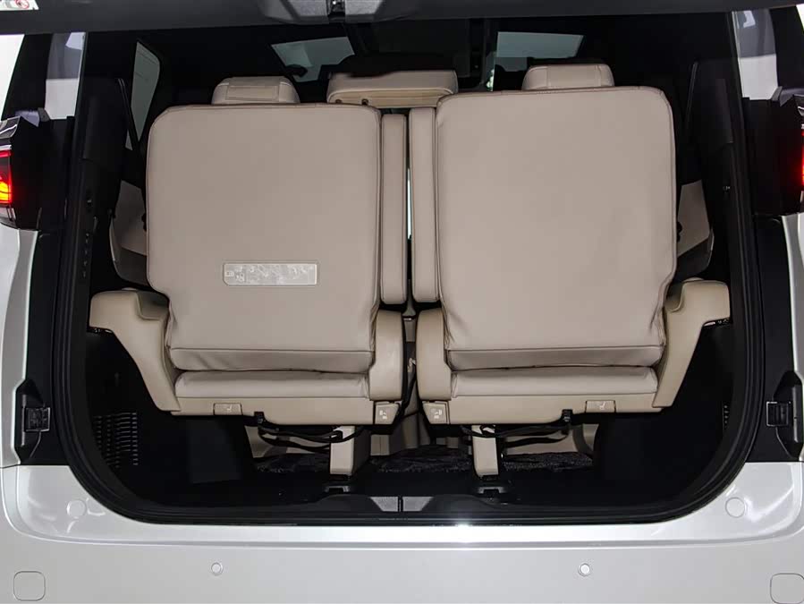 Toyota Vellfire 2024 — фото 26