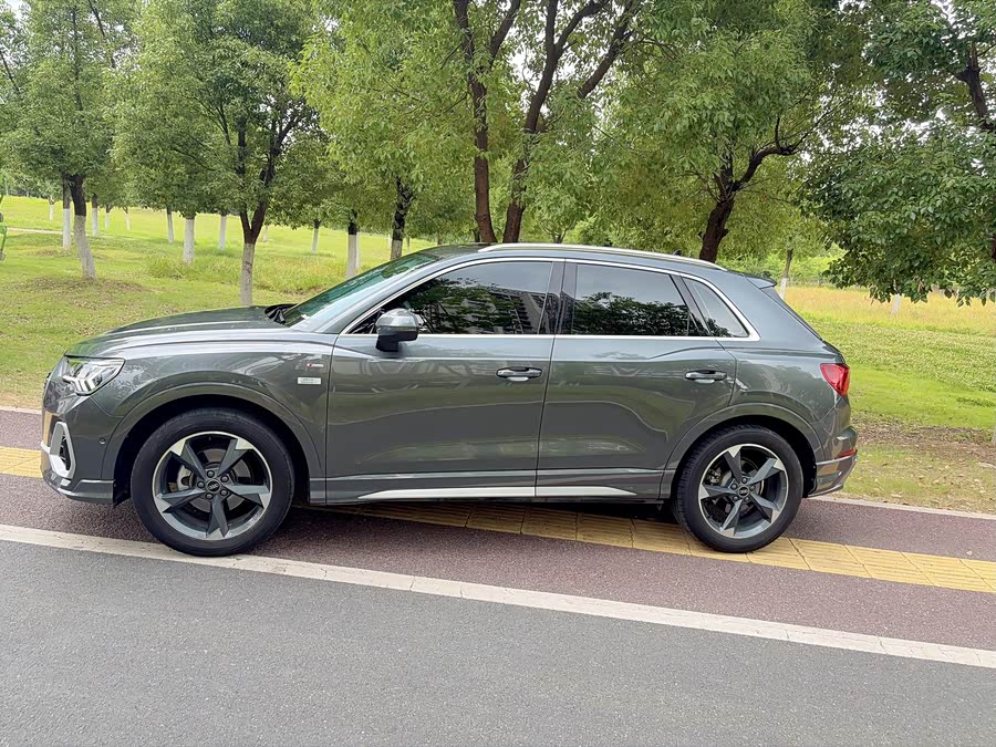 Audi Q3 2023