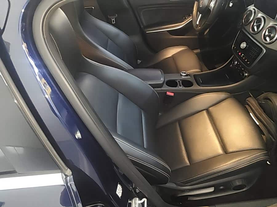 Mercedes-Benz GLA 2016 — фото 25