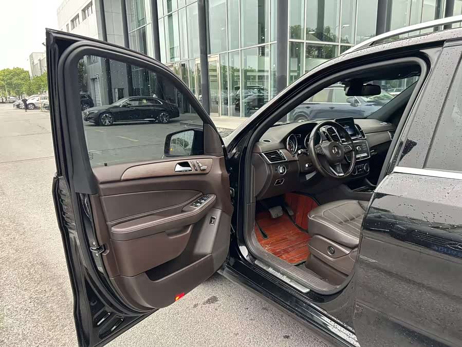 Mercedes-Benz GLE 2019 — фото 11