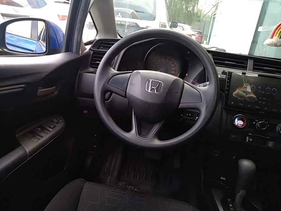 Honda Fit 2018 — фото 11