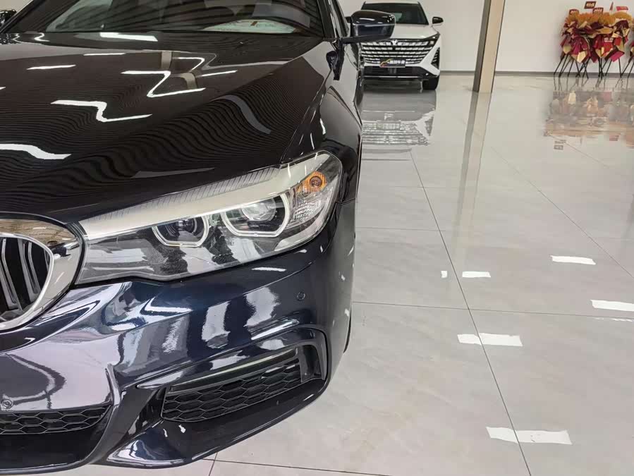 BMW 5 Series 2019